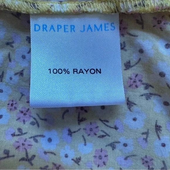 Draper James Yellow Floral Top Tee Blouse Short Sleeve Butterfly Sleeve S - Picture 8 of 9